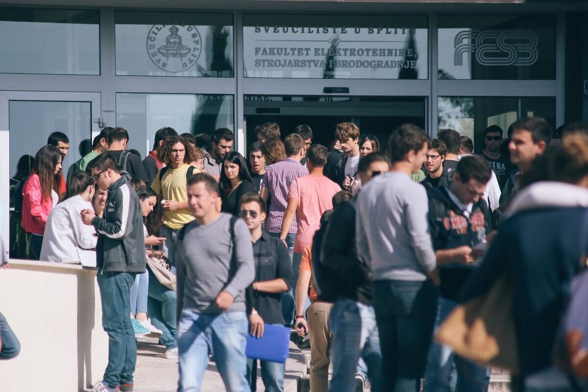 studenti fesba